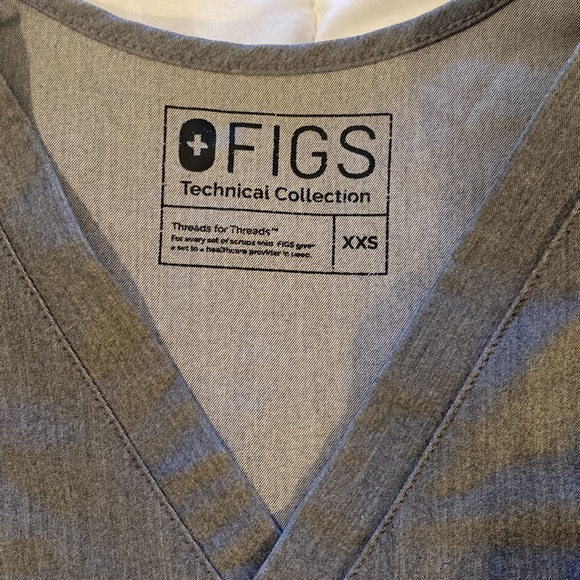 Figs Catarina scrub top XXS in Graphite - Picture 2 of 3